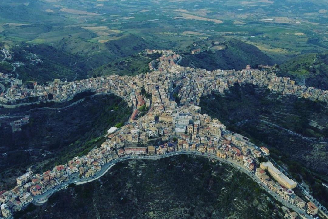 Photo of Buildings in Centuripe