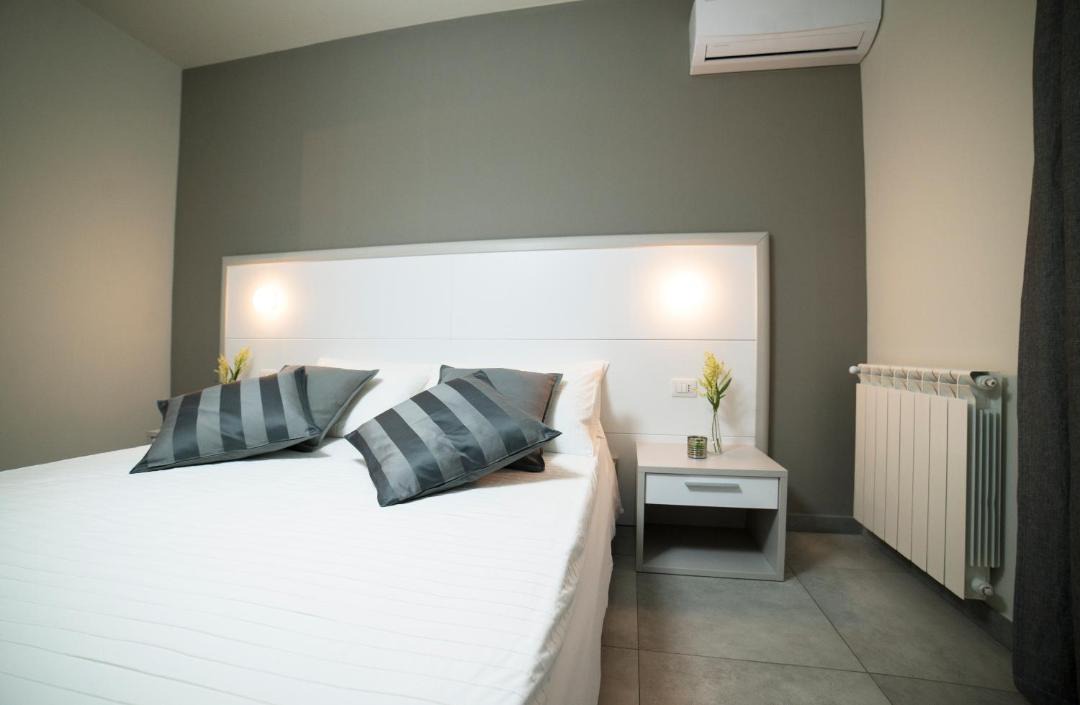 Photo of Bedroom in Camaro