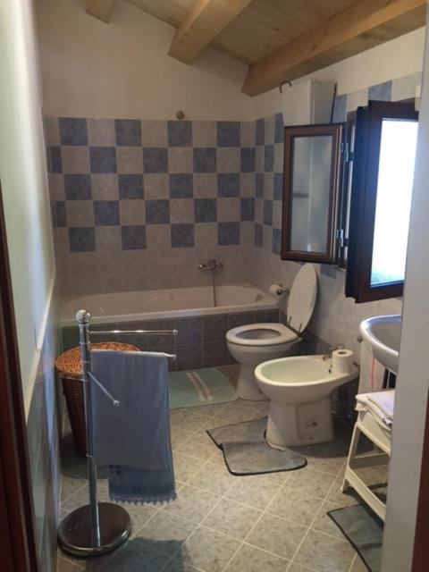 Photo of Bathroom in Rometta