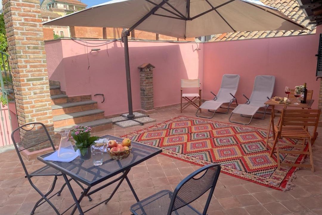Photo of Patio Balcony in Milo