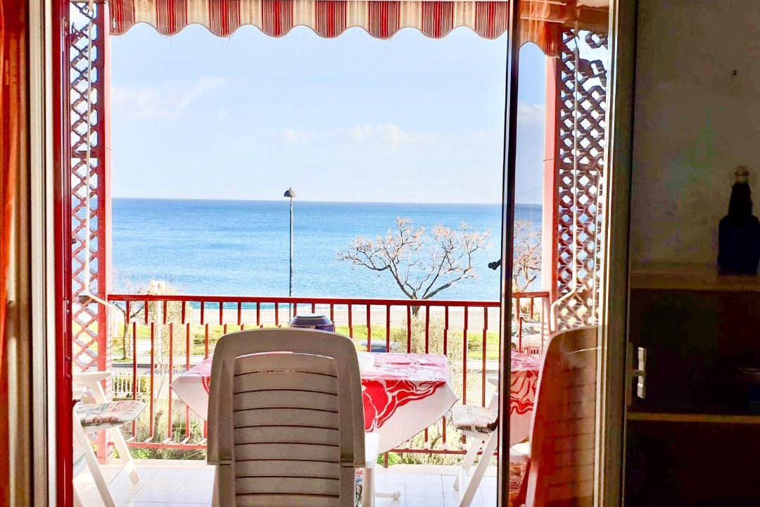 Photo of Patio Balcony in Ali Terme