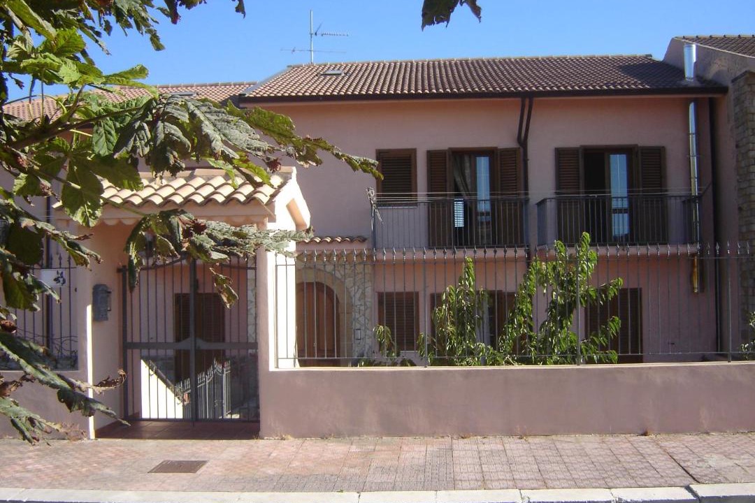 Photo of Buildings in Geraci Siculo