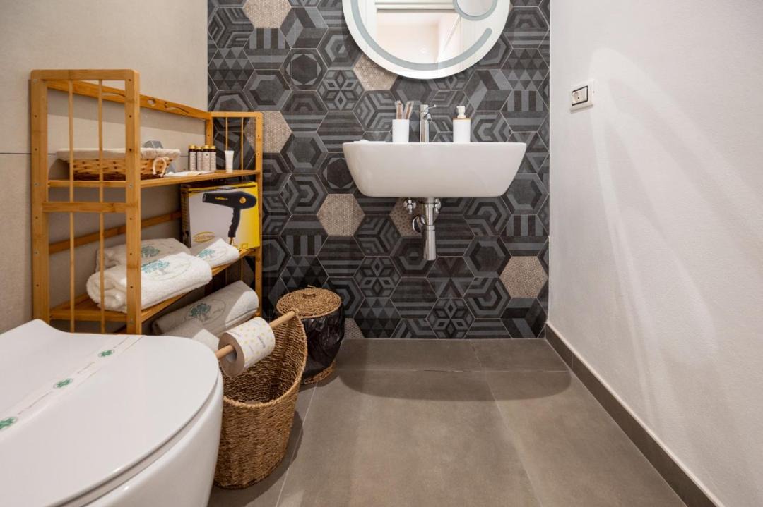 Photo of Bathroom in Avola