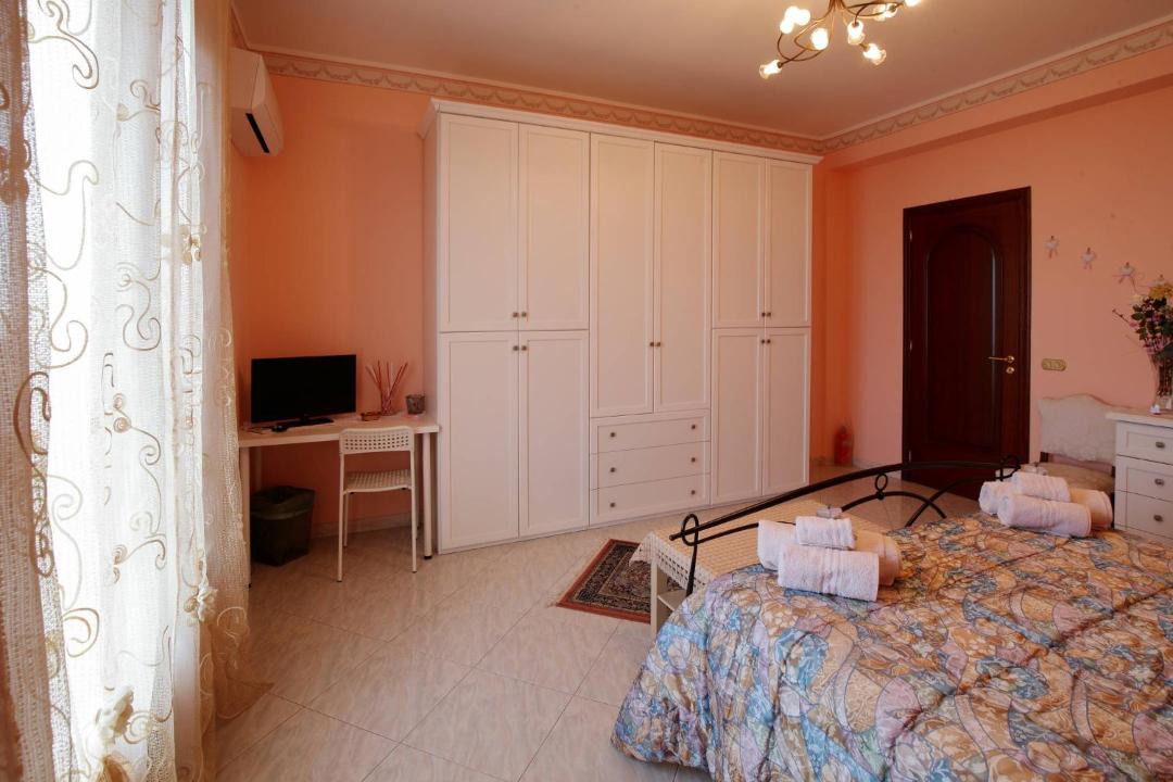 Photo of Bedroom in Zafferana Etnea