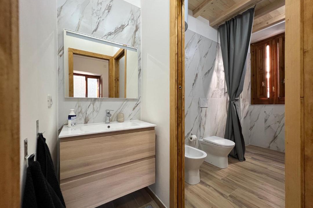 Photo of Bathroom in Misterbianco