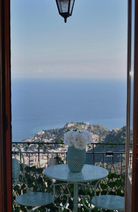 Photo of Patio Balcony in Castelmola