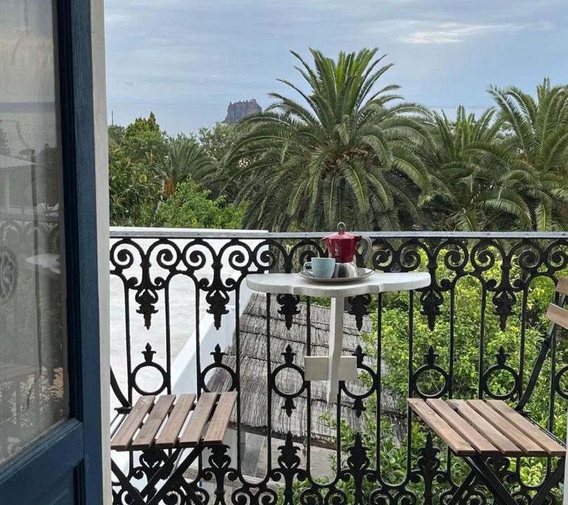 Photo of Patio Balcony in Stromboli