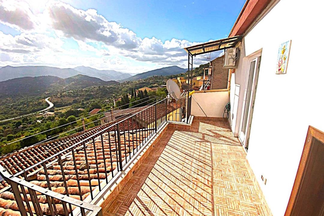 Photo of Patio Balcony in Castelbuono