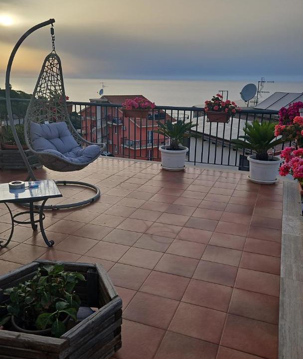 Photo of Patio Balcony in Castel Di Tusa