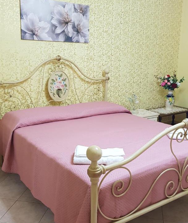 Photo of Bedroom in Solarino