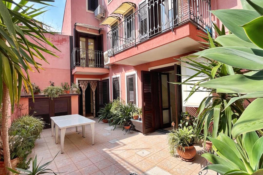 Photo of Patio Balcony in Aci Trezza