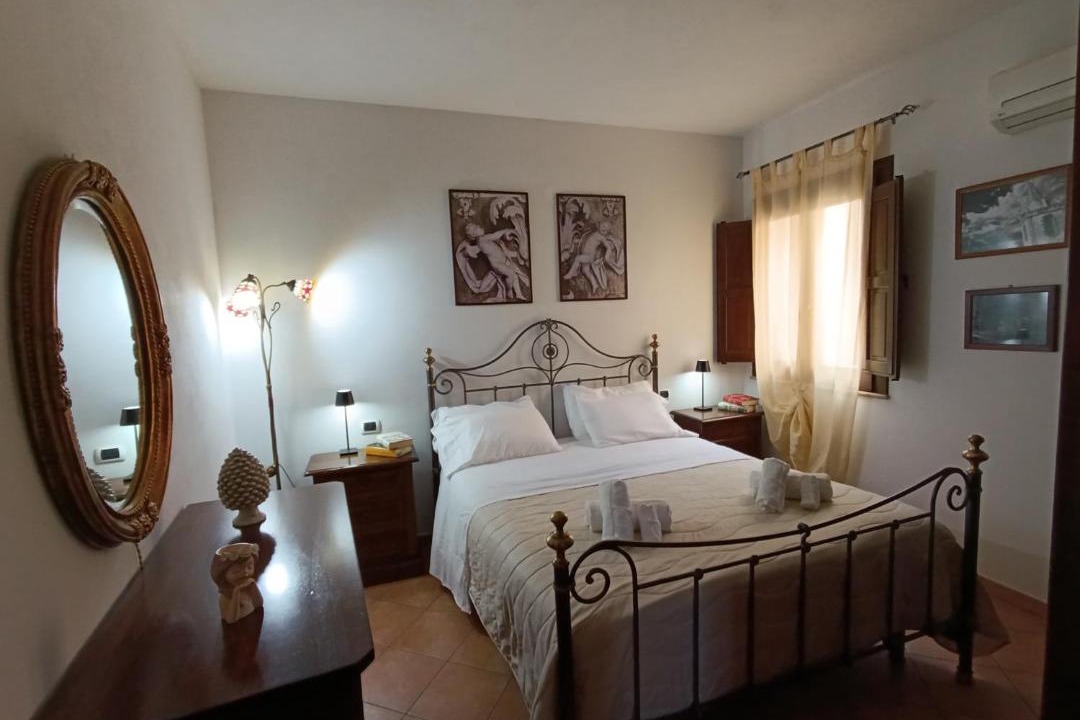 Photo of Bedroom in Castelbuono