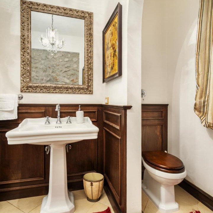Photo of Bathroom in Monreale