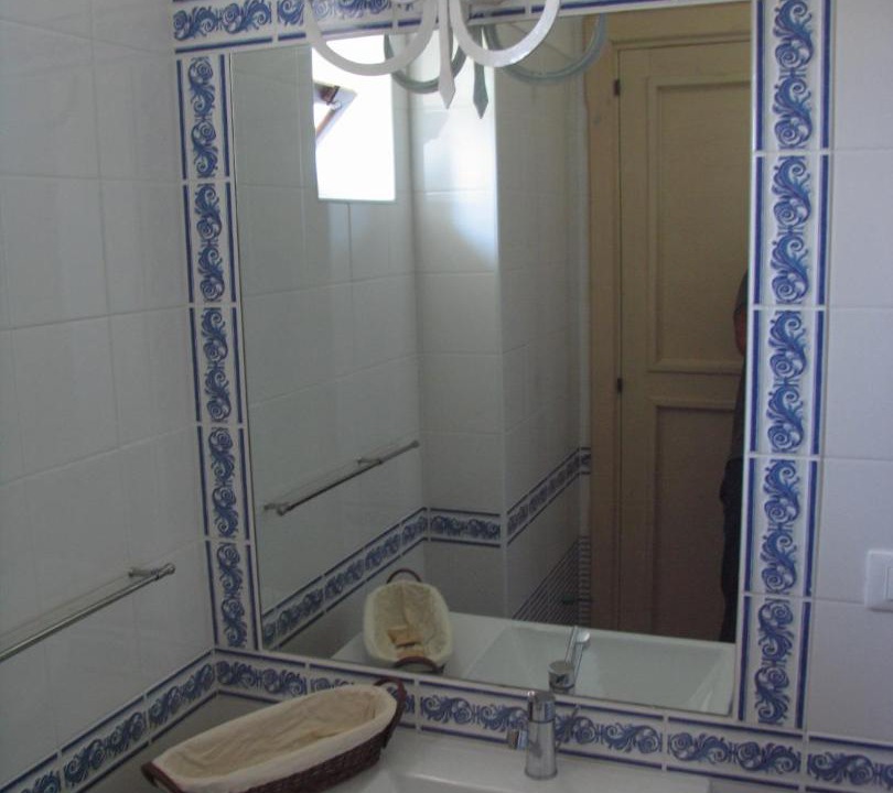 Photo of Bathroom in Patti