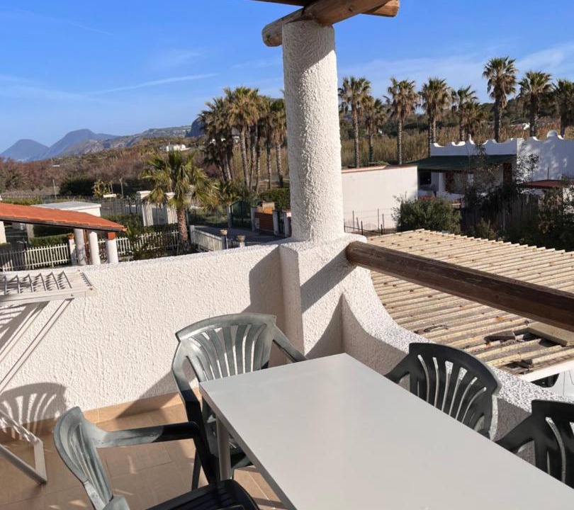 Photo of Patio Balcony in Vulcano Porto