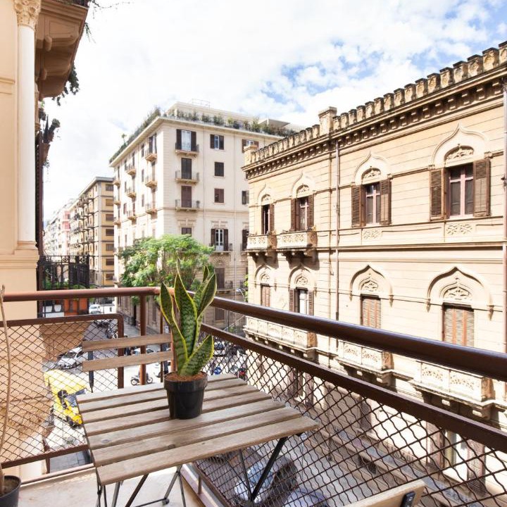 Photo of Patio Balcony in Ruggero Settimo