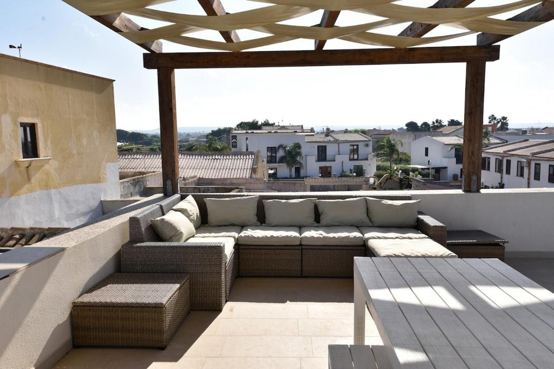 Photo of Patio Balcony in Birgi Vecchi