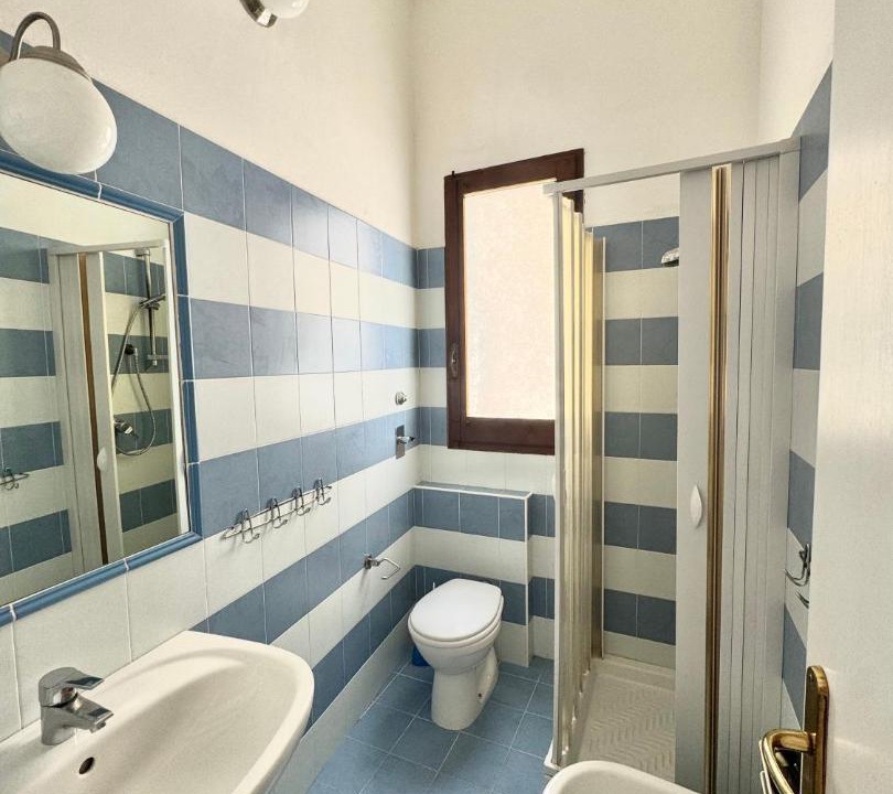 Photo of Bathroom in Marettimo