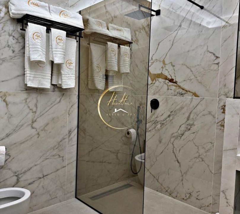 Photo of Bathroom in Picanello-Ognina-Barriera-Canalicchio