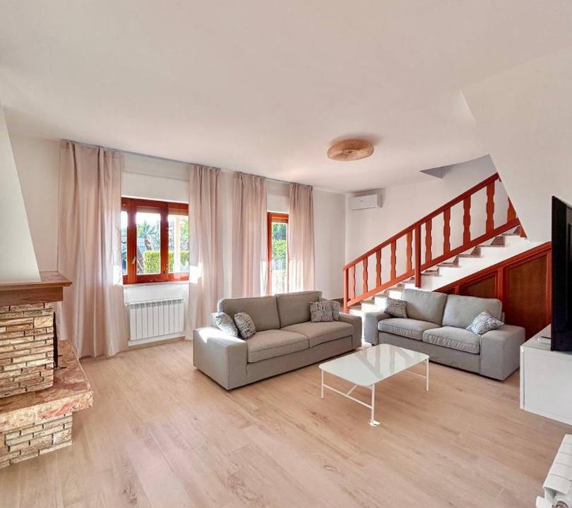 Photo of Livingroom in Mandra Capreria