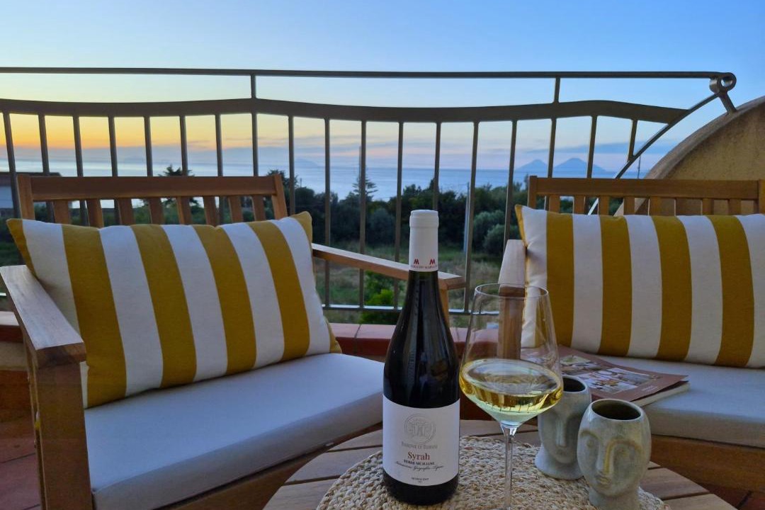 Photo of Patio Balcony in Piraino