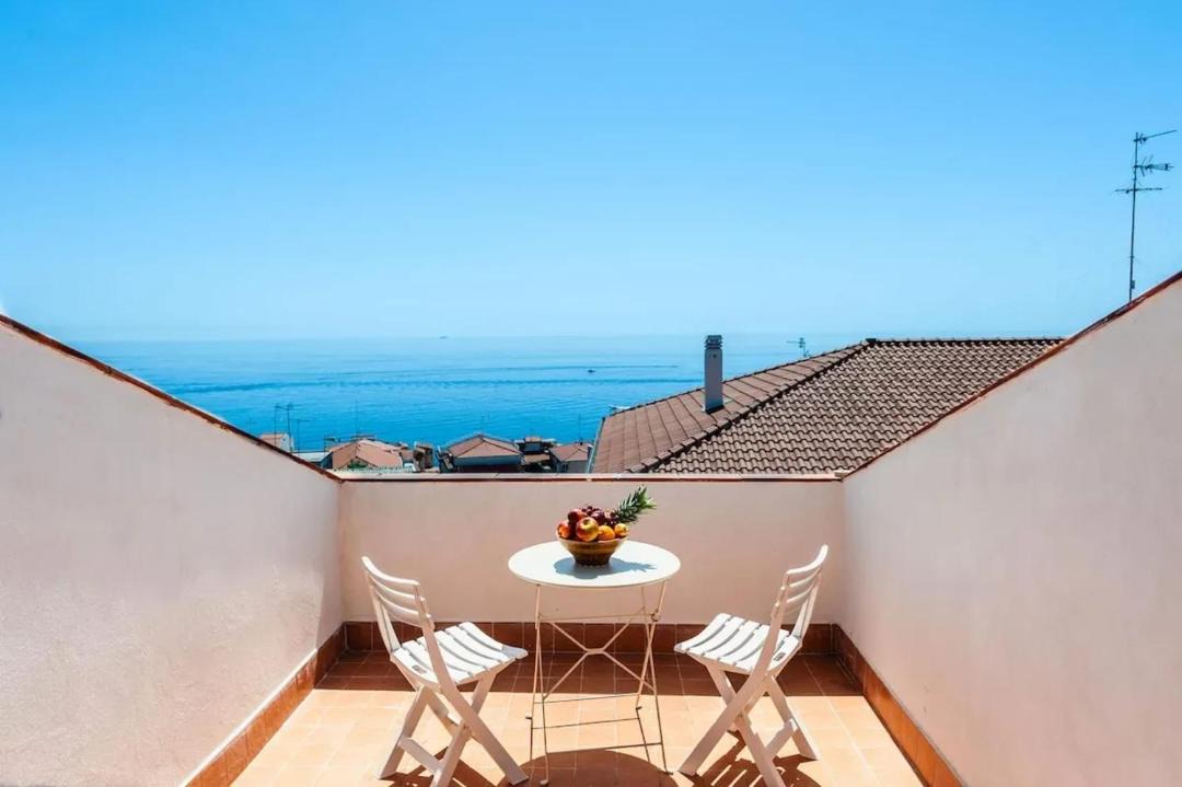 Photo of Patio Balcony in Aci Trezza