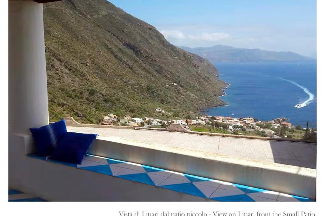 Photo of Patio Balcony in Leni