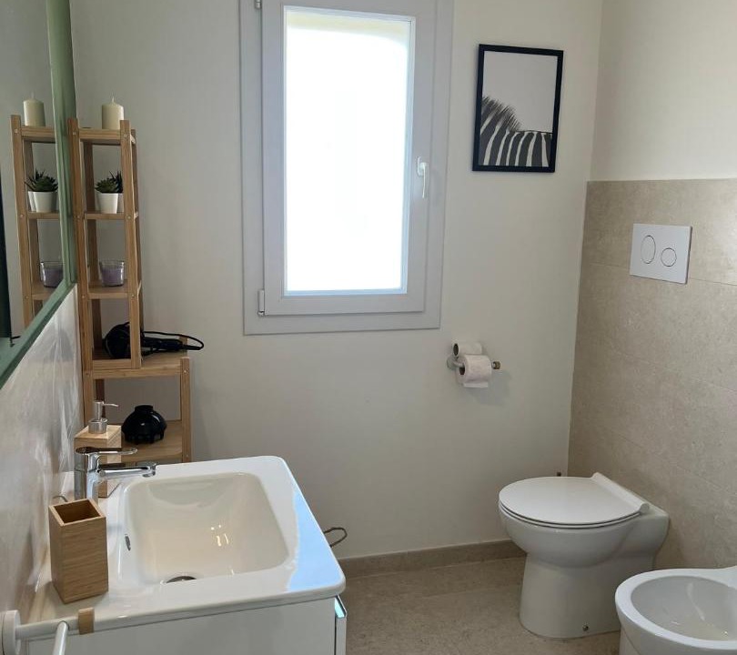 Photo of Bathroom in Brucoli