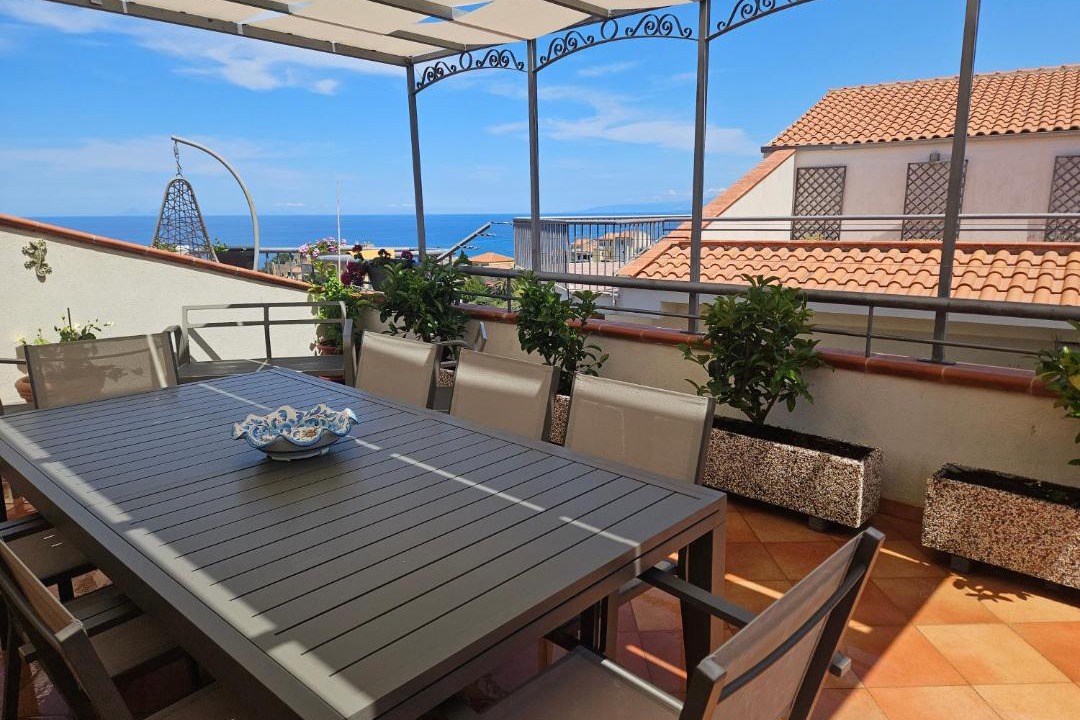 Photo of Patio Balcony in Castel Di Tusa