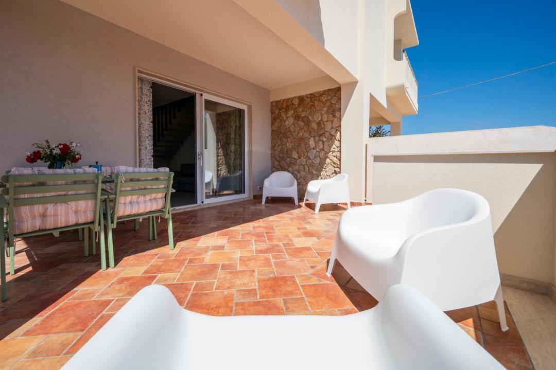 Photo of Patio Balcony in Reitani