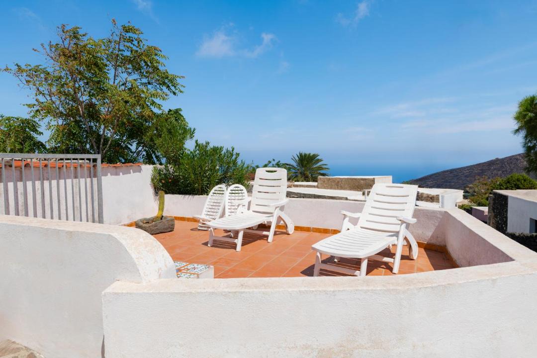 Photo of Patio Balcony in Pantelleria