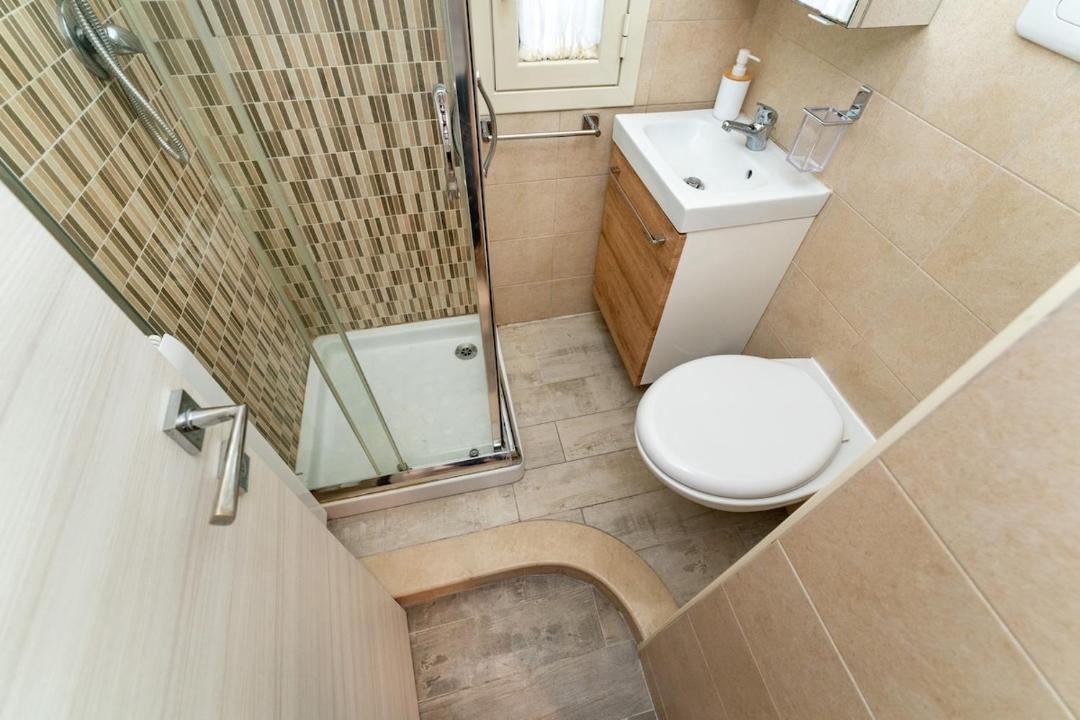 Photo of Bathroom in Borgo-Sanzio
