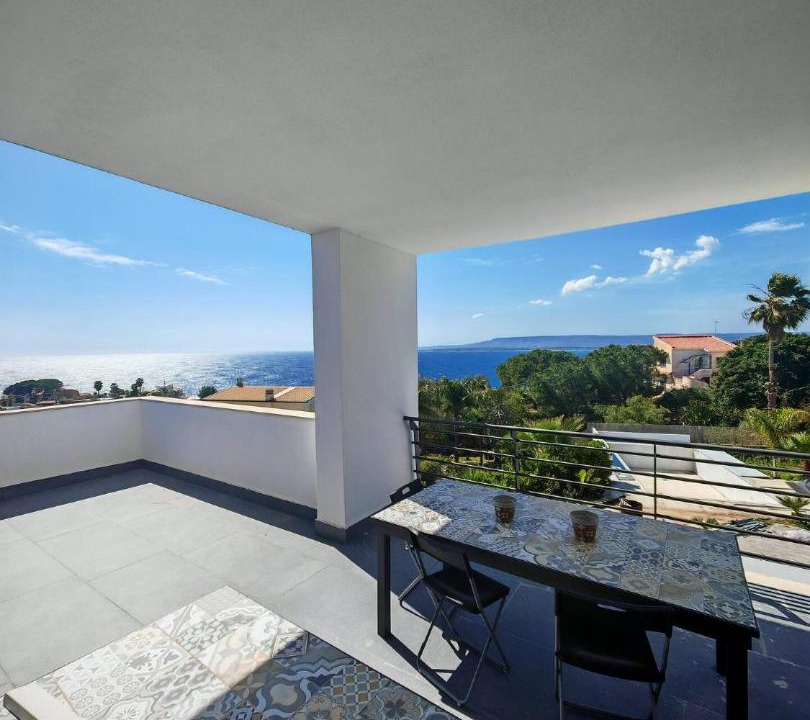Photo of Patio Balcony in Plemmirio