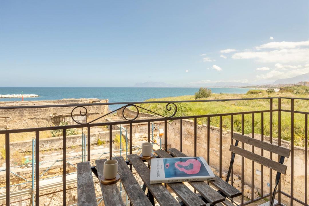 Photo of Patio Balcony in Corso dei Mille - Sant'Erasmo