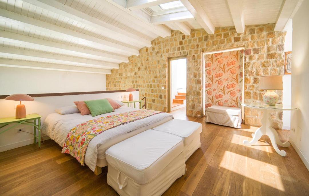 Photo of Bedroom in Alia