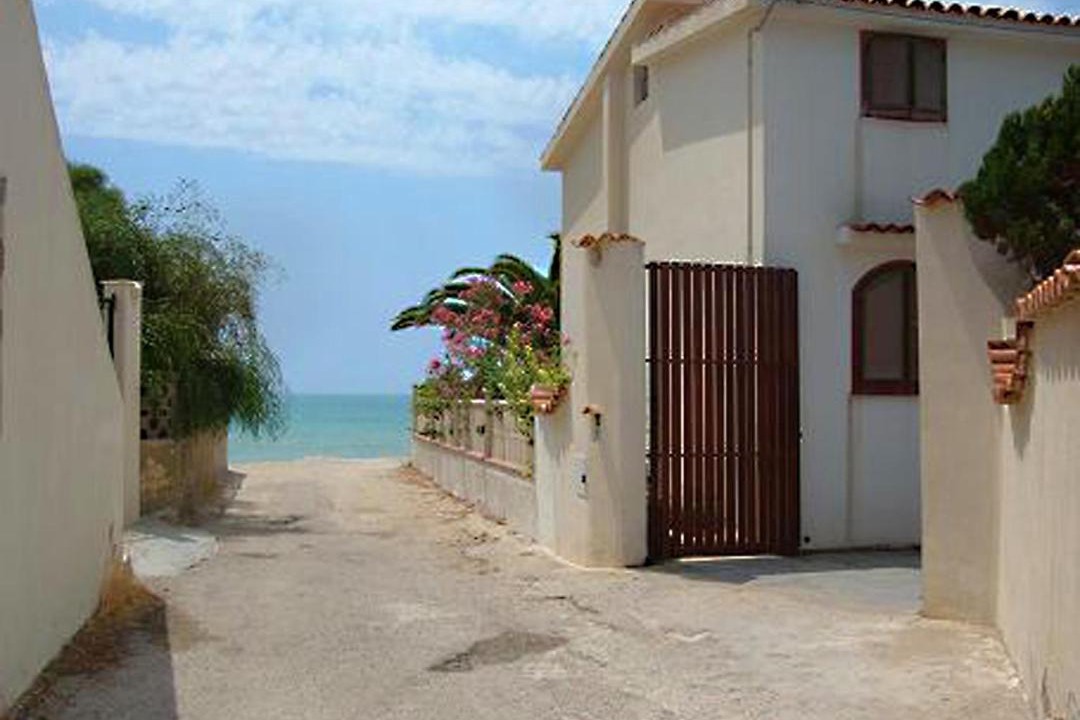 Photo of Others in Licata