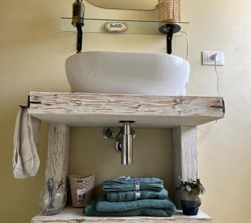 Photo of Bathroom in Mondello