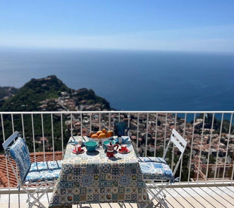 Photo of Patio Balcony in Castelmola