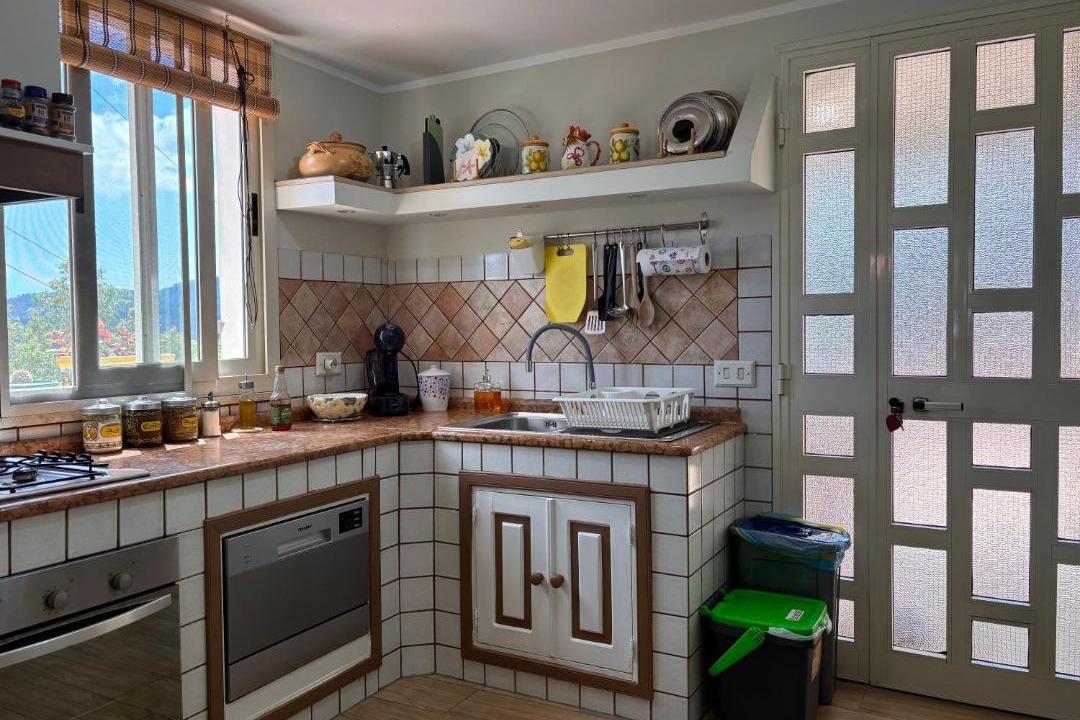 Photo of Kitchen in Mitogio
