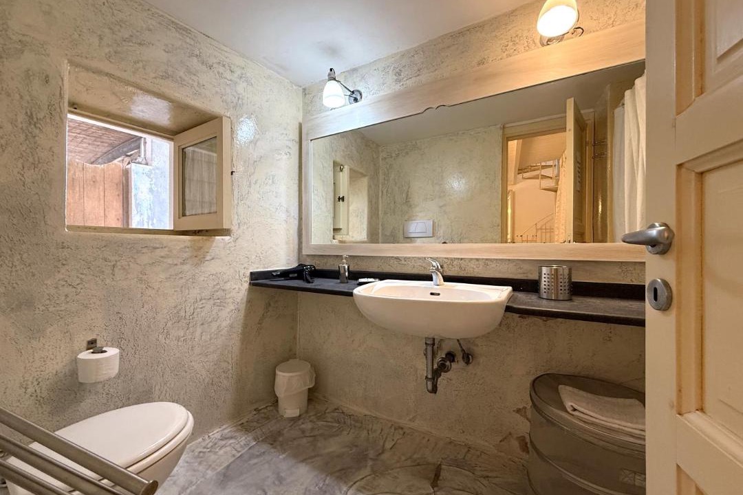 Photo of Bathroom in Malfa
