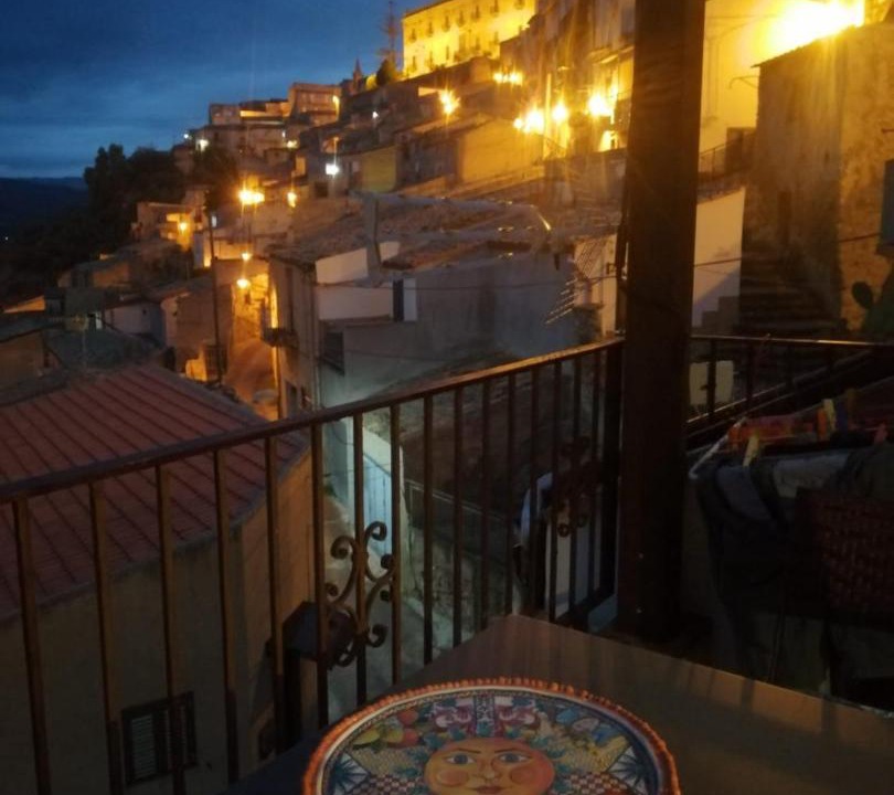 Photo of Patio Balcony in Leonforte