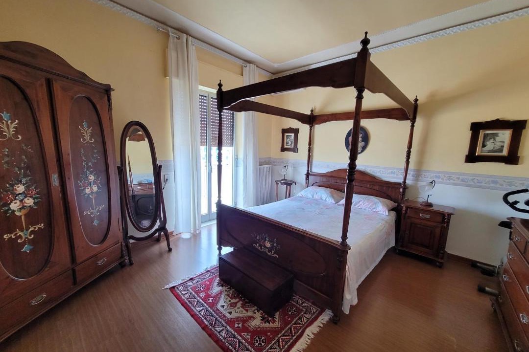 Photo of Bedroom in Brolo