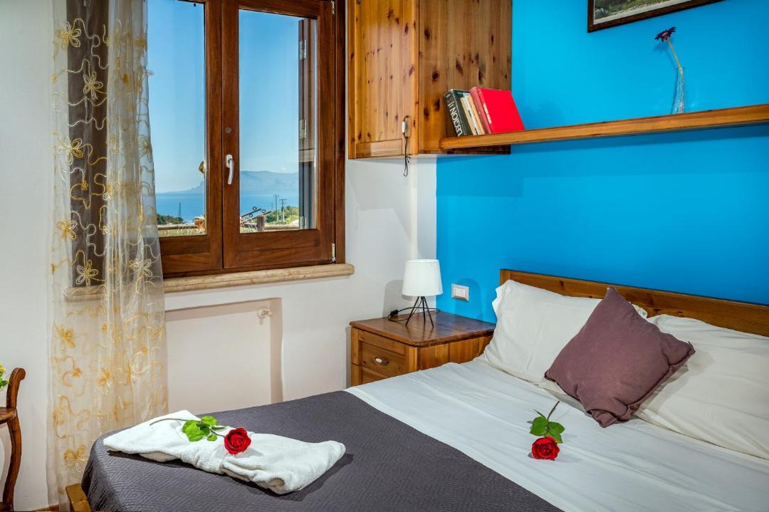 Photo of Bedroom in Scopello