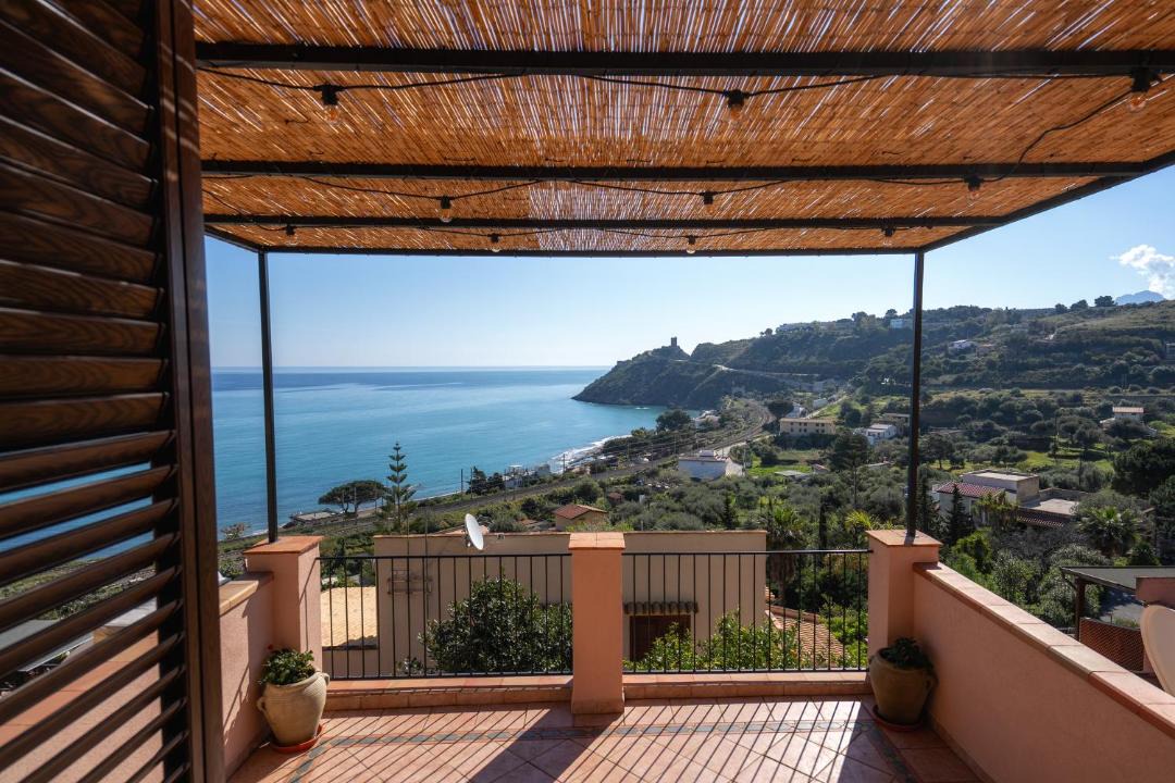 Photo of Patio Balcony in Altavilla Milicia