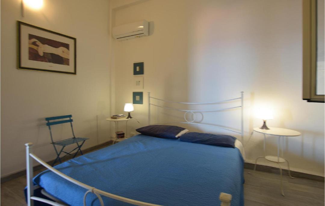 Photo of Bedroom in Brucoli