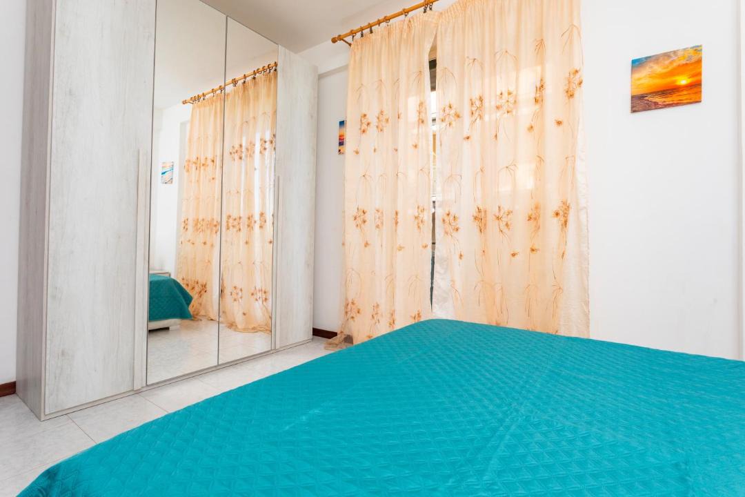 Photo of Bedroom in Fondachello