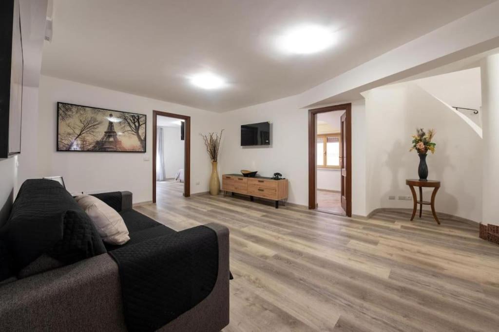 Photo of Others in Torre Colonna-sperone