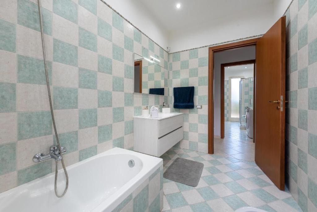 Photo of Bathroom in Trabia