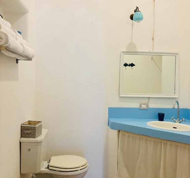 Photo of Bathroom in Filicudi Porto
