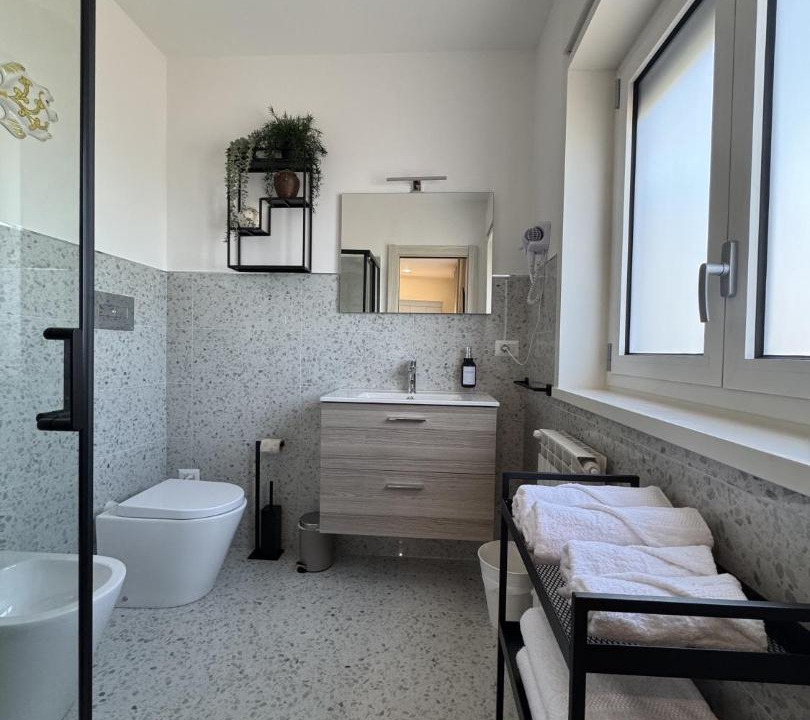 Photo of Bathroom in Misterbianco